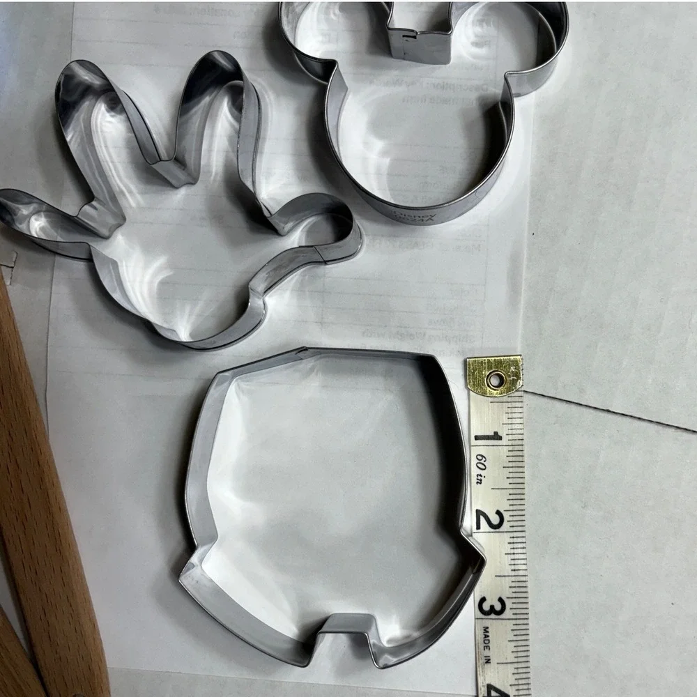 Disney Mickey Mouse Kids 7pc Baking Set Apron Bowl Spatulas Cookie Cutters Sz6/7